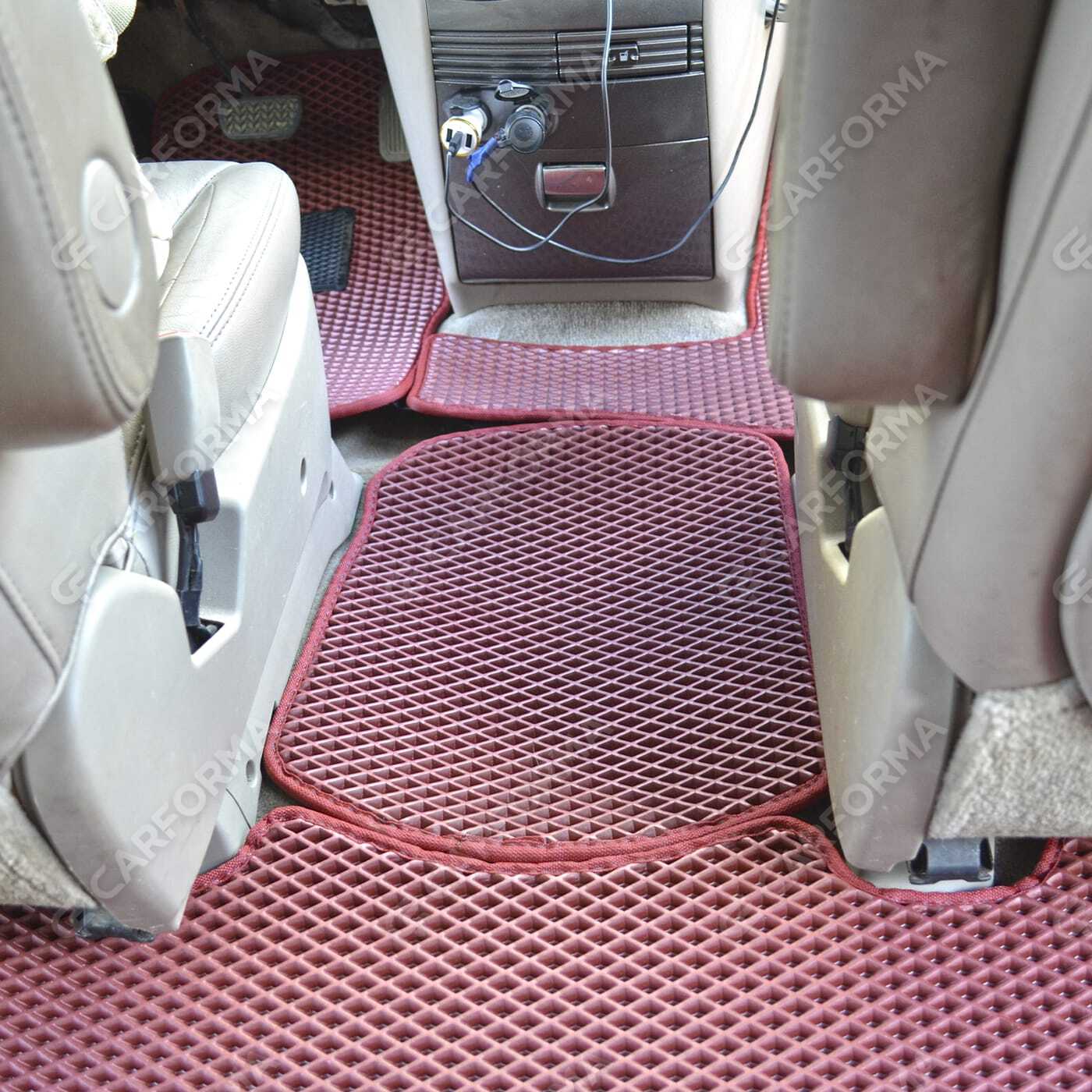 Коврики на Toyota Sienna II 2003&nbsp;-&nbsp;2010 в Улан-Удэ