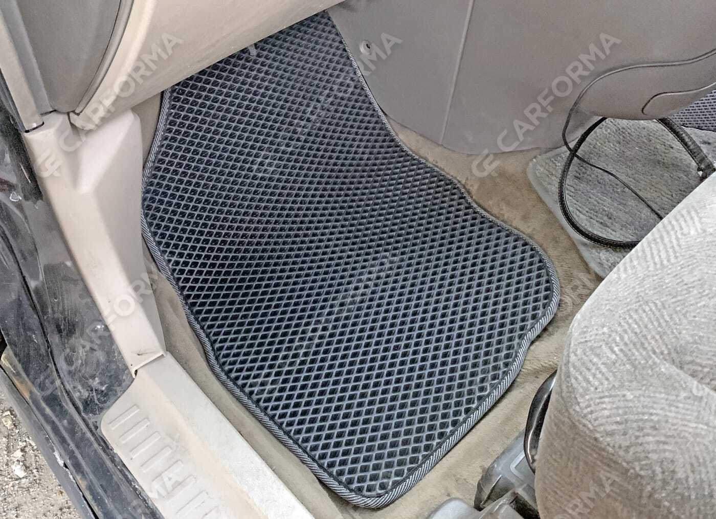 Коврики на Mitsubishi Chariot Grandis 1997&nbsp;-&nbsp;2003 в Улан-Удэ