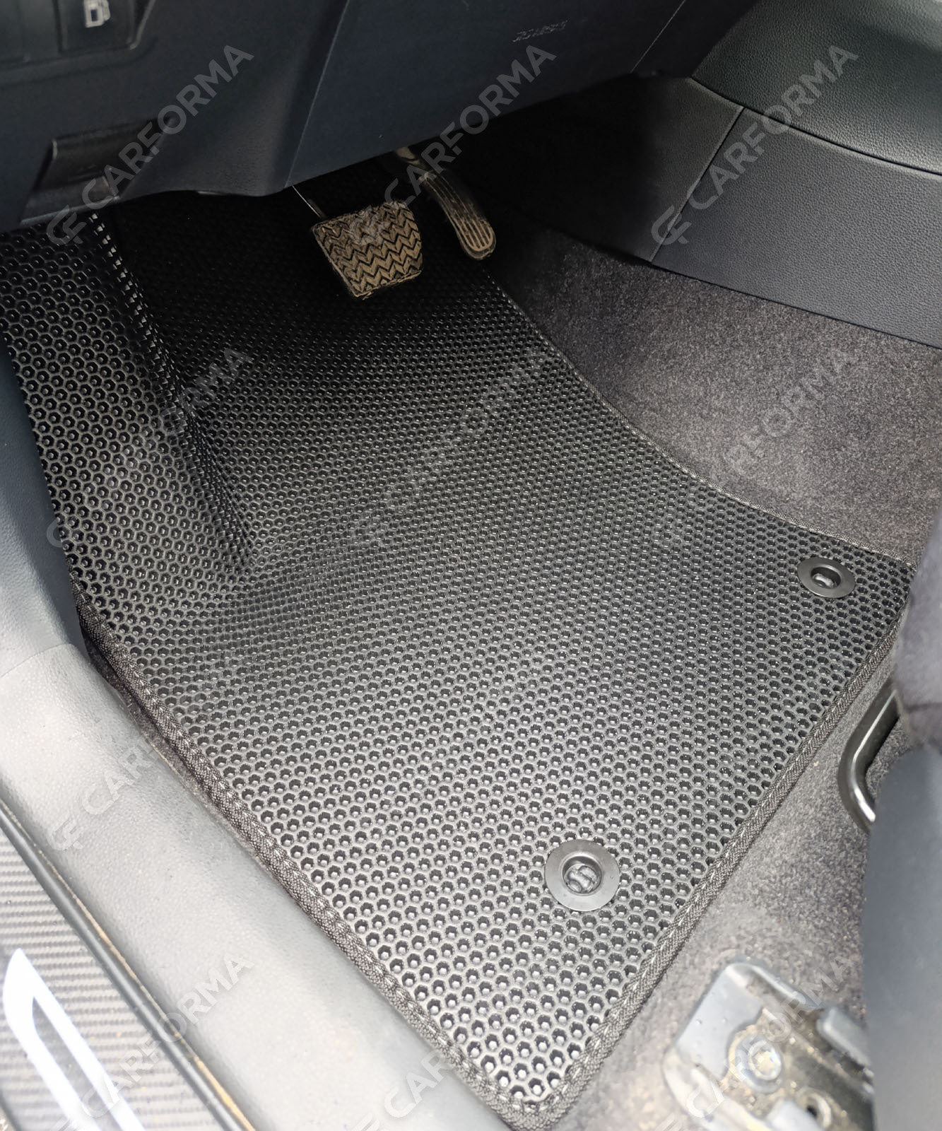 Ворсовые коврики на Toyota Corolla Cross 2021&nbsp;-&nbsp;2026 в Улан-Удэ