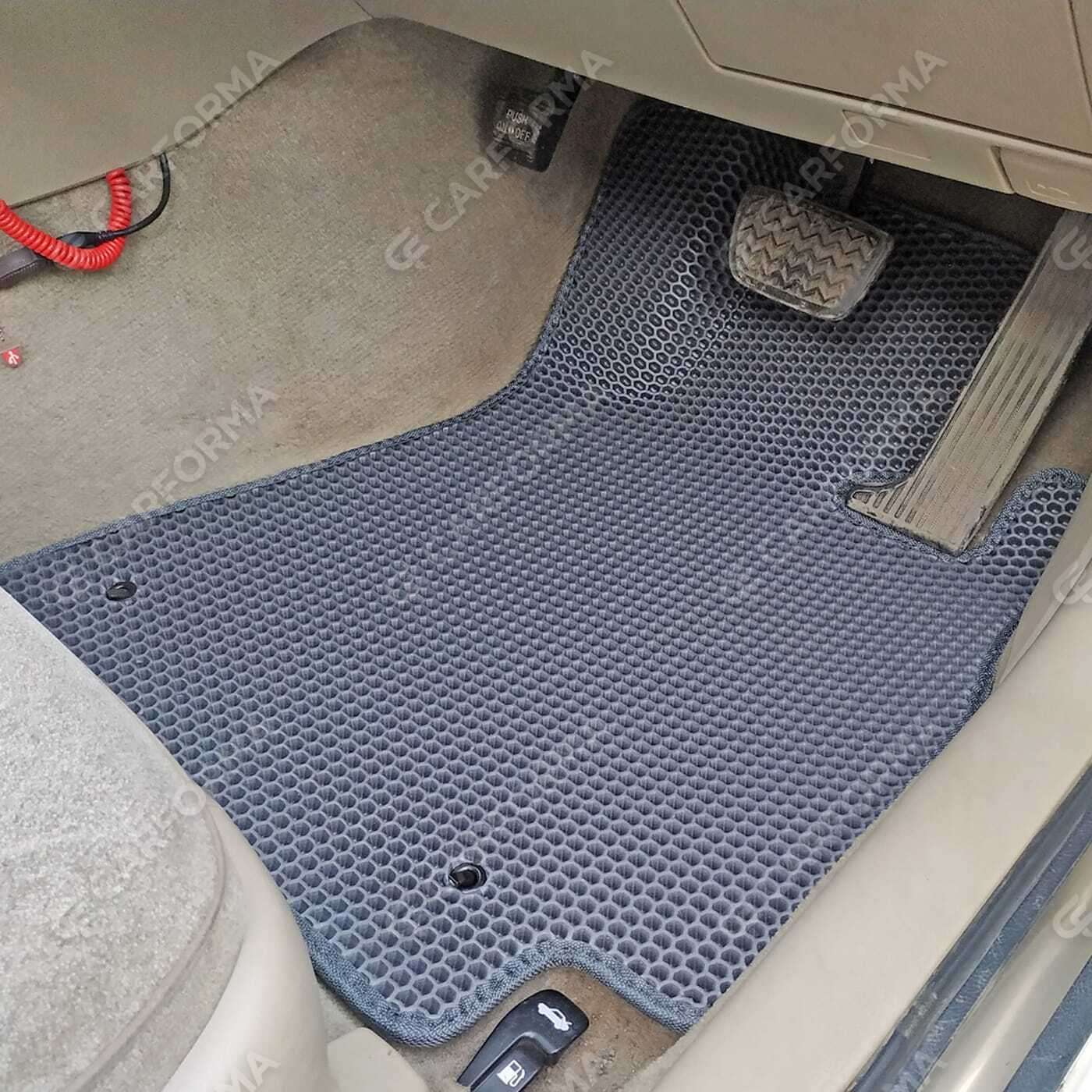 Коврики на Toyota Mark II Wagon Blit 2002&nbsp;-&nbsp;2007 в Улан-Удэ