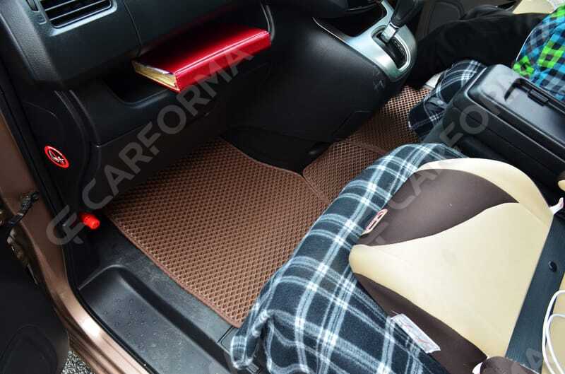 Коврики на Nissan Serena (C27) 2016&nbsp;-&nbsp;2022 в Улан-Удэ