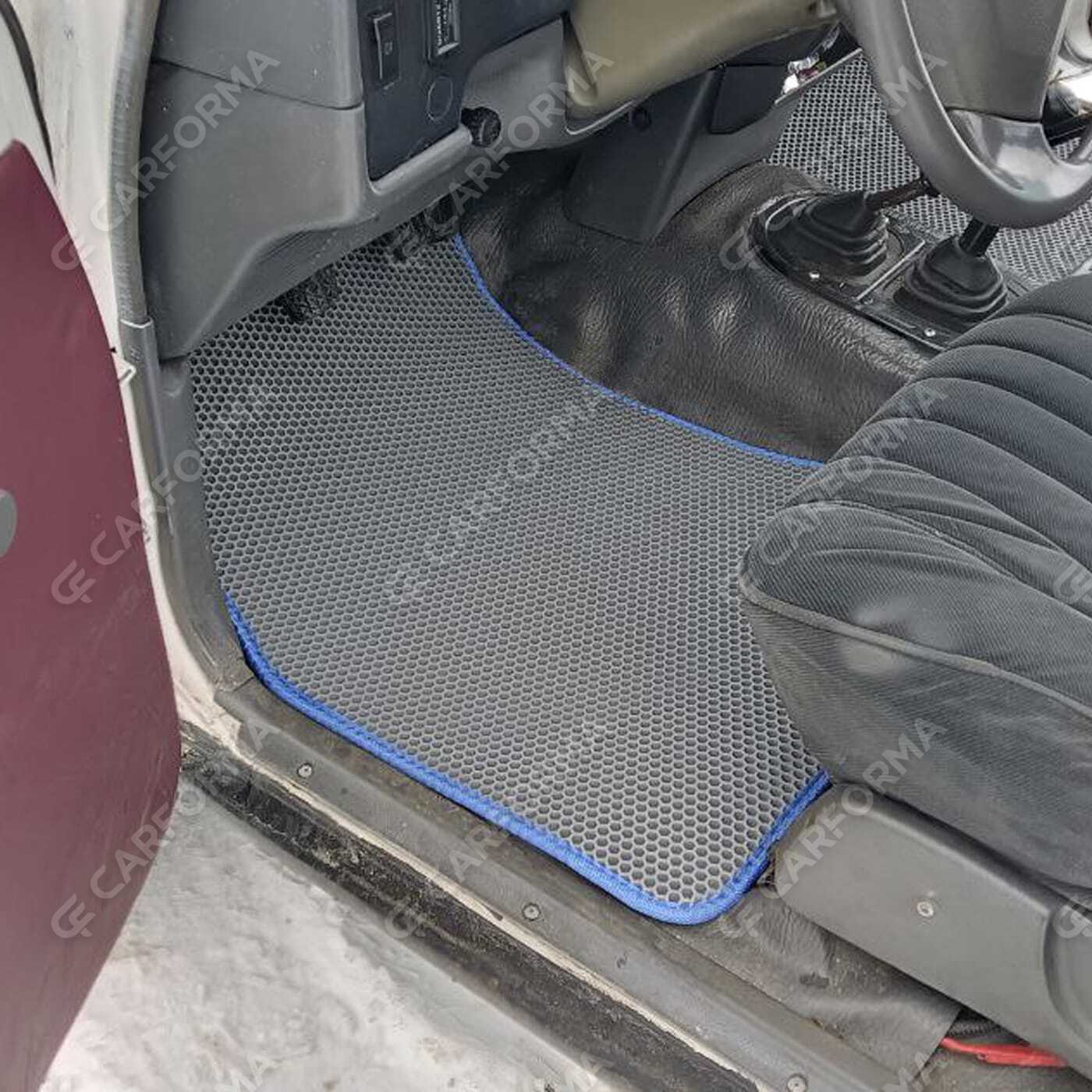 Ворсовые коврики на Toyota Hilux V 1988&nbsp;-&nbsp;1997 в Улан-Удэ