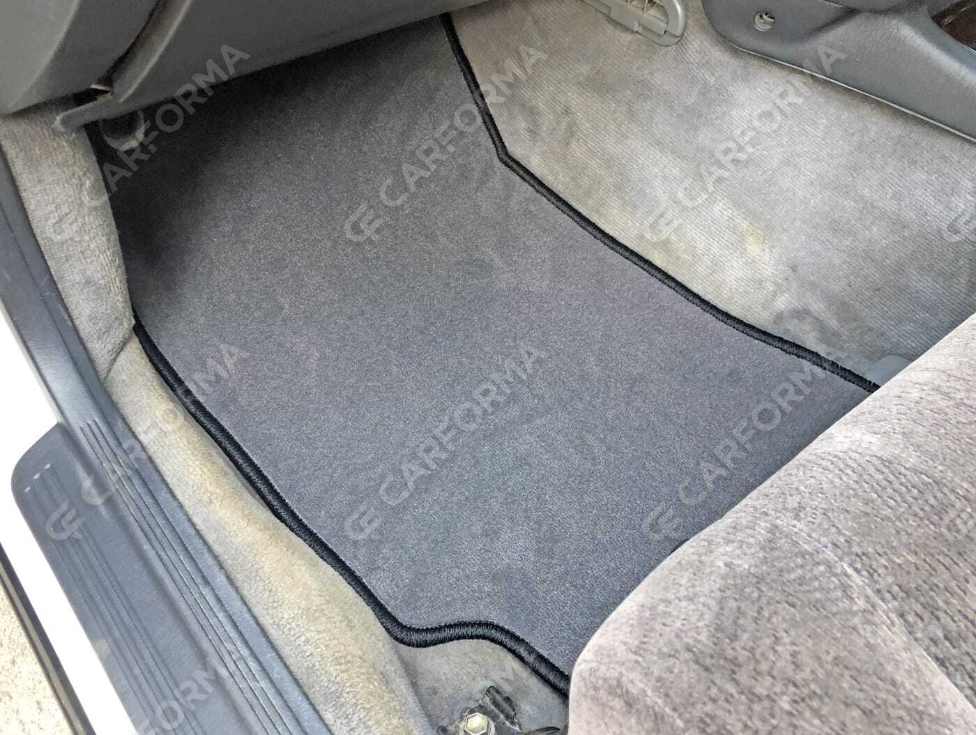 Коврики на Toyota Crown (S140) 1991&nbsp;-&nbsp;1995 в Улан-Удэ