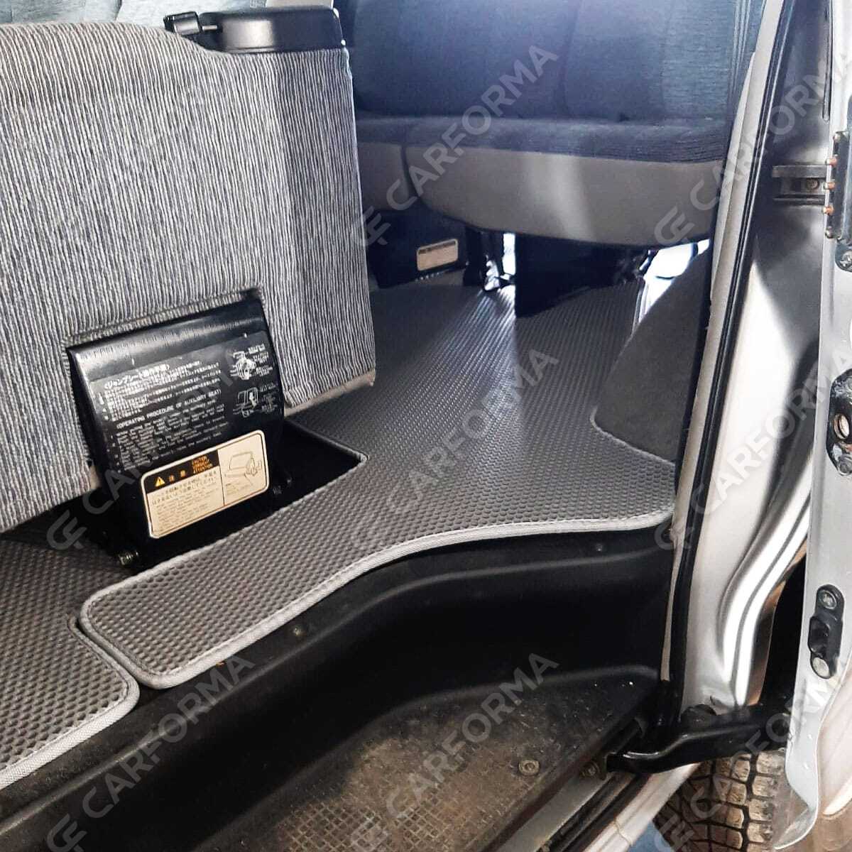 Ворсовые коврики на Mitsubishi Delica 4 1994&nbsp;-&nbsp;2007 в Улан-Удэ