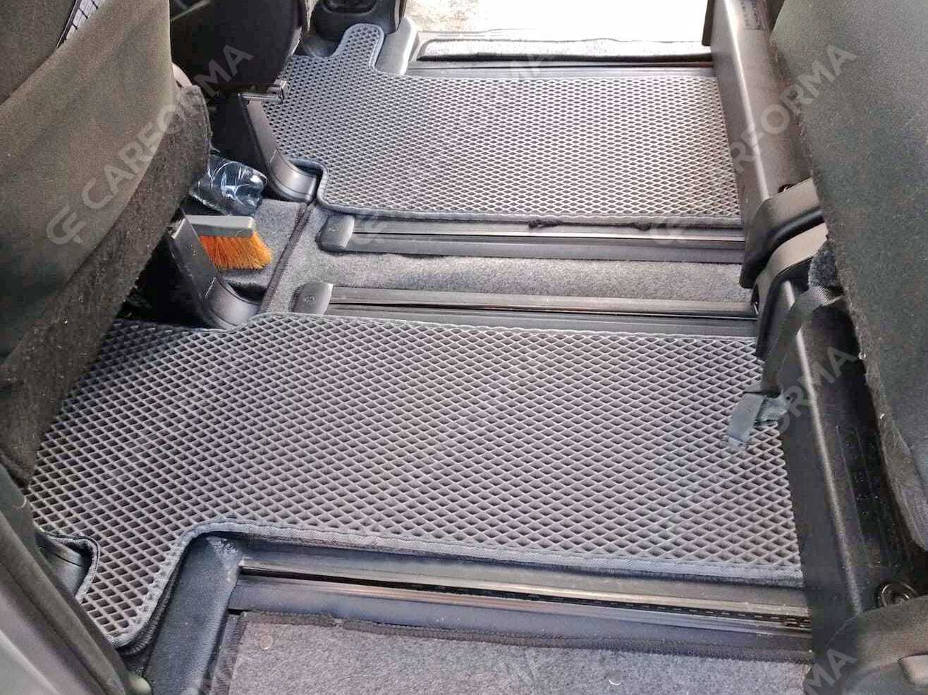 Ворсовые коврики на Toyota Voxy (R80) 2014&nbsp;-&nbsp;2021 в Улан-Удэ