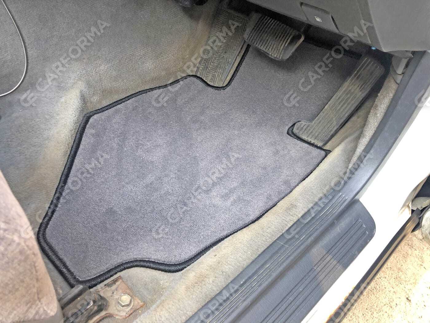 Коврики на Toyota Crown (S140) 1991&nbsp;-&nbsp;1995 в Улан-Удэ