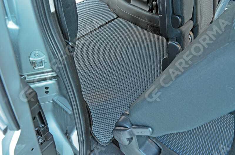 Коврики на Nissan Serena (C26) 2010&nbsp;-&nbsp;2016 в Улан-Удэ