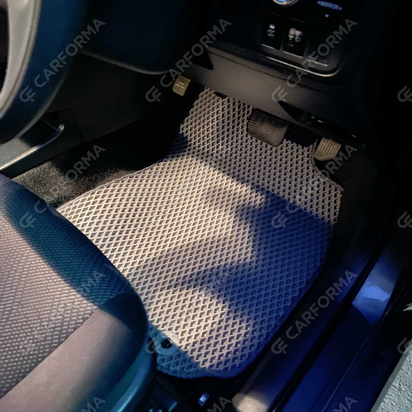 Коврики на Toyota Wish II 2009&nbsp;-&nbsp;2017 в Улан-Удэ