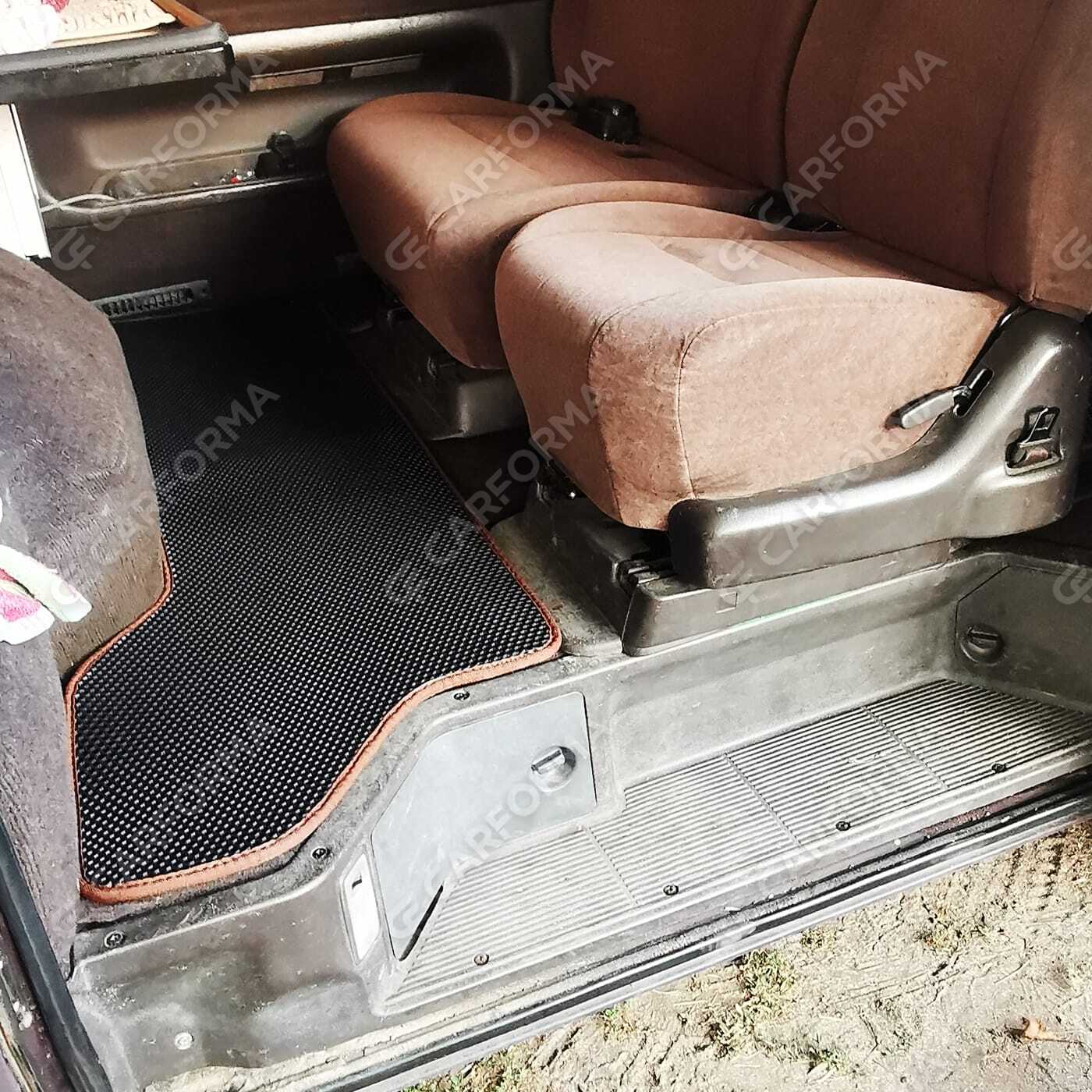 Ворсовые коврики на Toyota Hiace (H100) 1989&nbsp;-&nbsp;2005 в Улан-Удэ