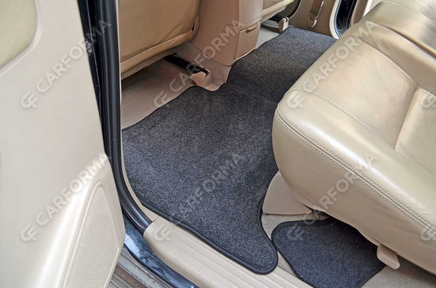 Коврики на Toyota Fortuner I 2004&nbsp;-&nbsp;2015 в Улан-Удэ