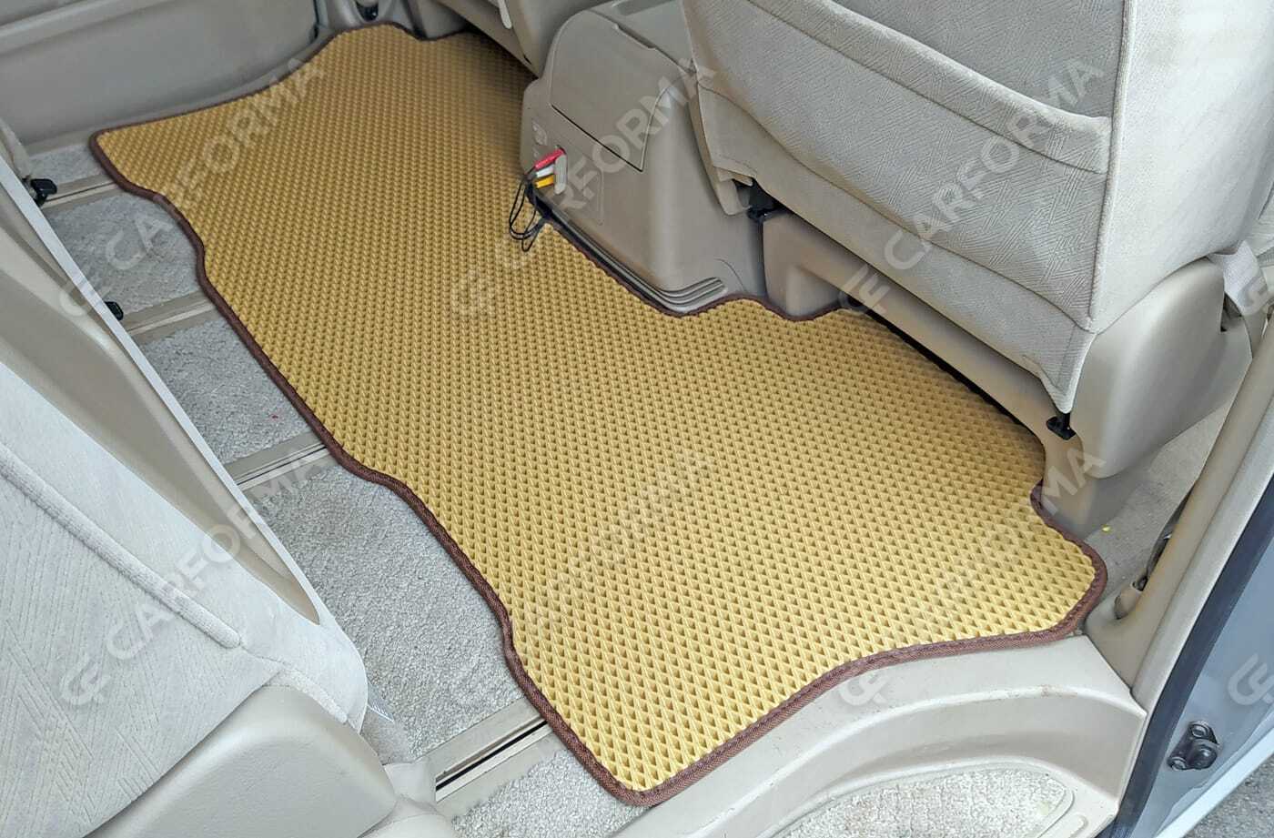 Ворсовые коврики на Toyota Alphard (H10) 2002&nbsp;-&nbsp;2008 в Улан-Удэ