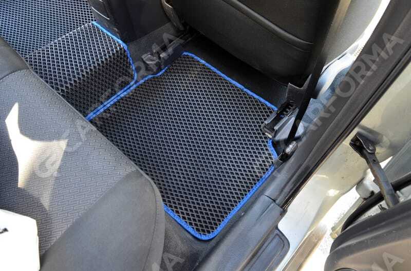 Ворсовые коврики на Toyota Avensis II 2002&nbsp;-&nbsp;2008 в Улан-Удэ