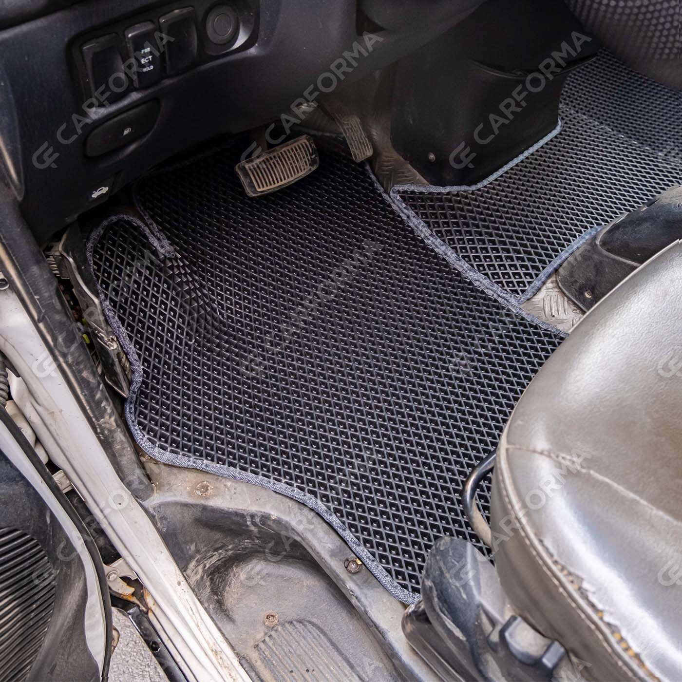 Коврики на Hyundai H1 I 1996&nbsp;-&nbsp;2007 в Улан-Удэ