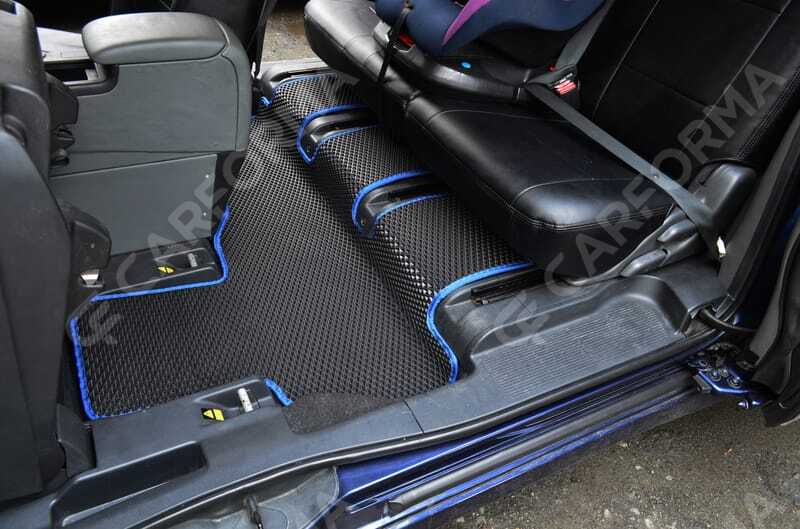 Ворсовые коврики на Toyota Isis 2004&nbsp;-&nbsp;2017 в Улан-Удэ