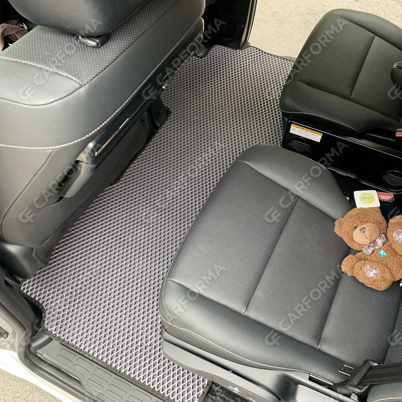 Ворсовые коврики на Toyota Voxy (R80) 2014&nbsp;-&nbsp;2021 в Улан-Удэ