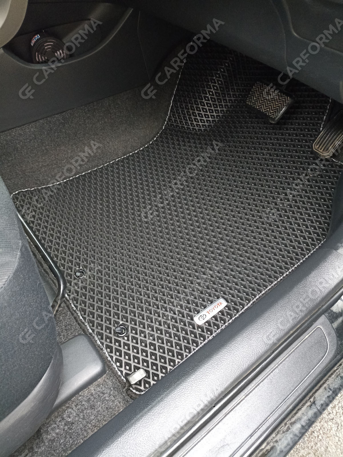 Ворсовые коврики на Toyota Corolla Fielder (E14) 2006&nbsp;-&nbsp;2012 в Улан-Удэ