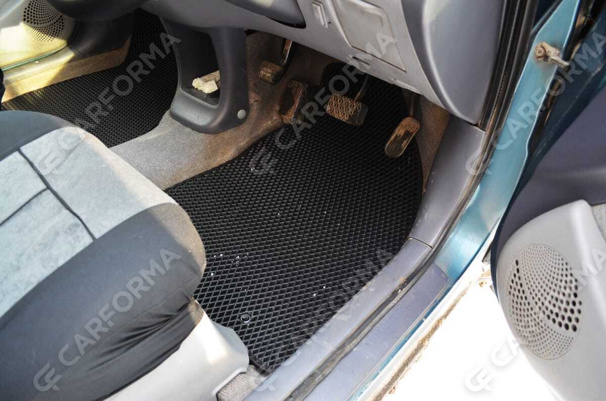 Ворсовые коврики на Toyota Raum I 1997&nbsp;-&nbsp;2003 в Улан-Удэ