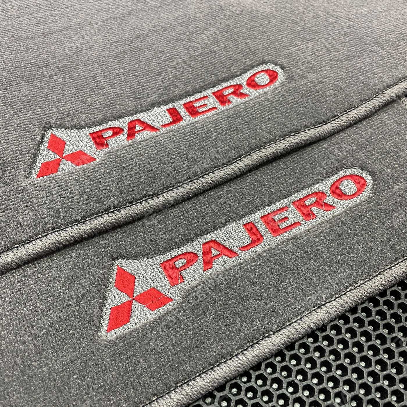 Ворсовые коврики на Mitsubishi Pajero III 1999&nbsp;-&nbsp;2006 в Улан-Удэ