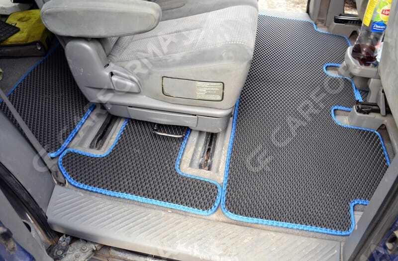 Ворсовые коврики на Mazda MPV II 1999&nbsp;-&nbsp;2006 в Улан-Удэ