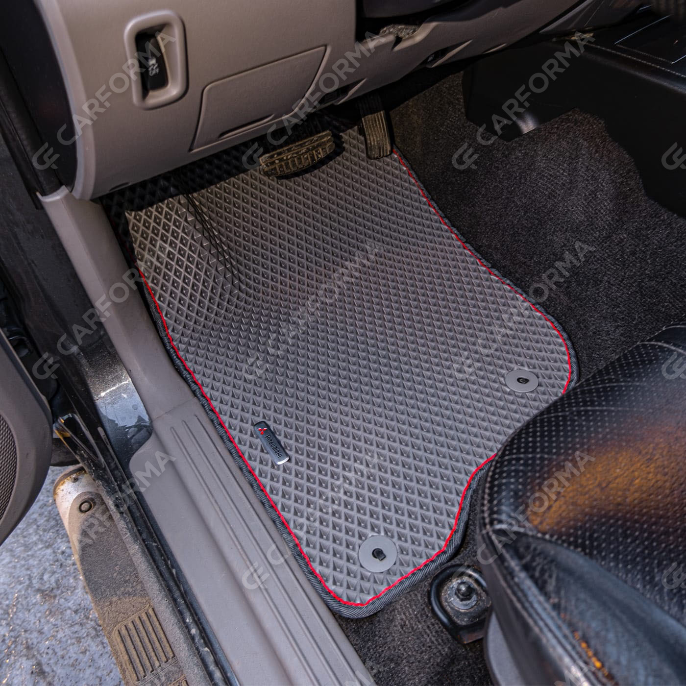 Коврики на Mitsubishi Pajero Sport II 2008&nbsp;-&nbsp;2017 в Улан-Удэ