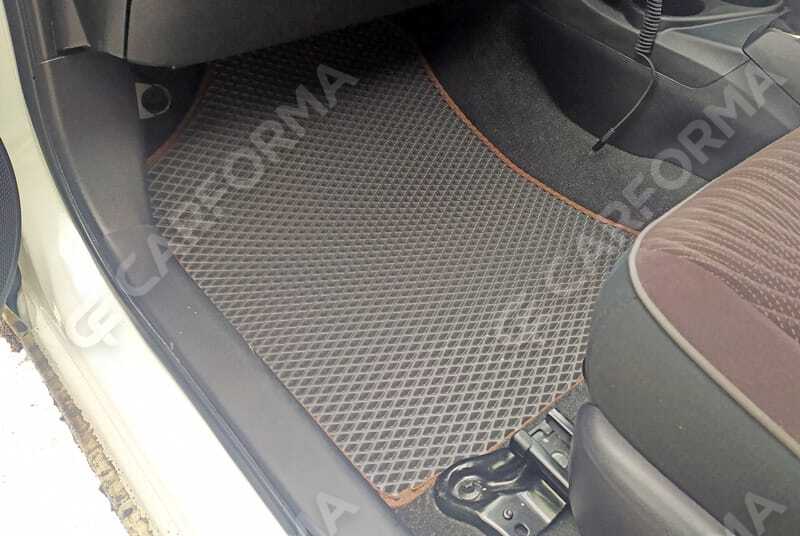 Ворсовые коврики на Toyota Aqua (P10) 2011&nbsp;-&nbsp;2021 в Улан-Удэ
