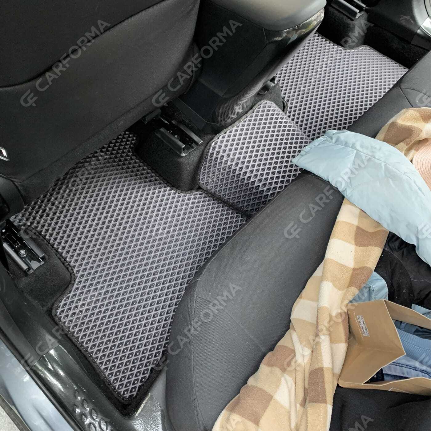 Ворсовые коврики на Toyota Izoa 2018&nbsp;-&nbsp;2026 в Улан-Удэ