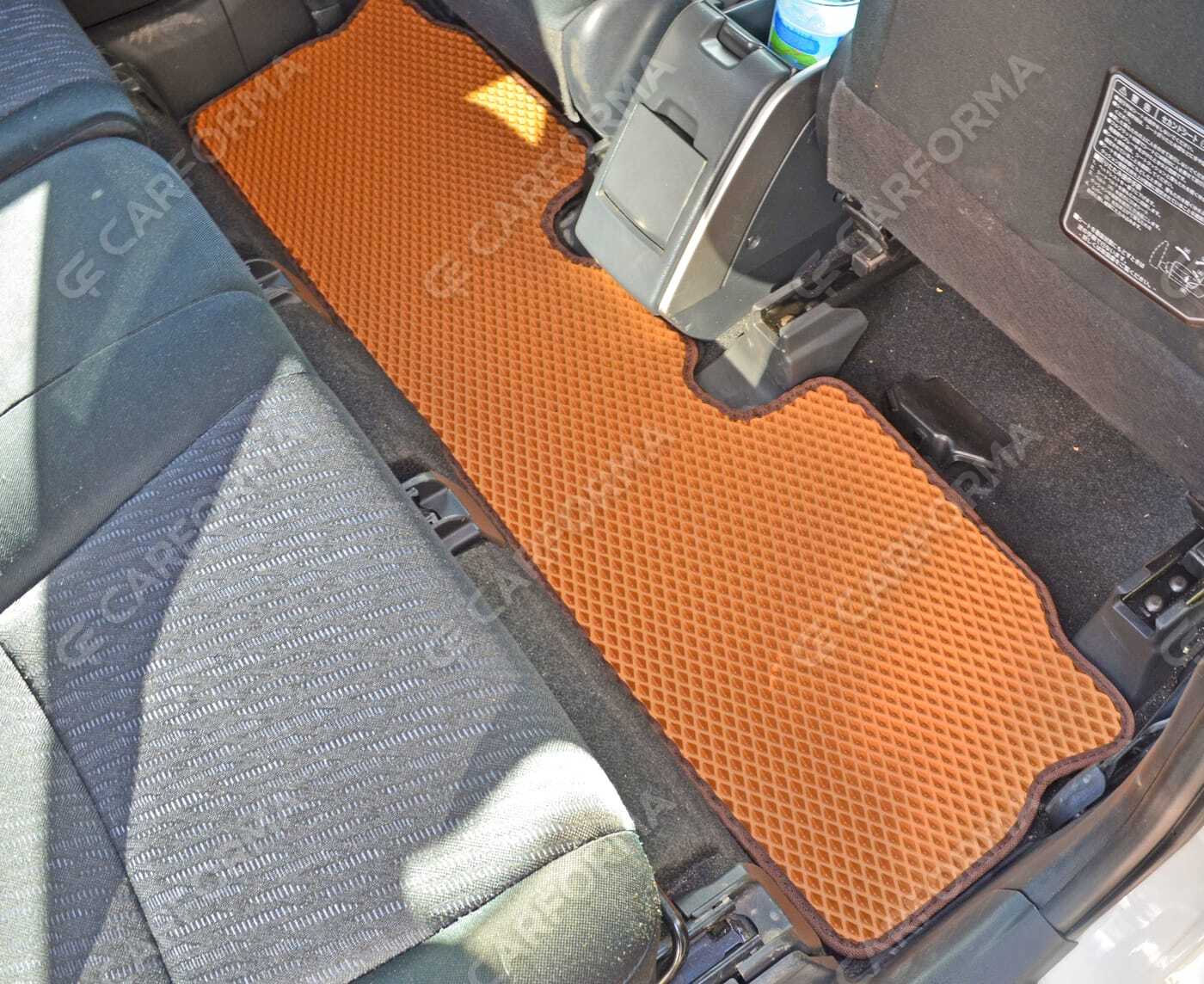 Коврики на Toyota Wish II 2009&nbsp;-&nbsp;2017 в Улан-Удэ