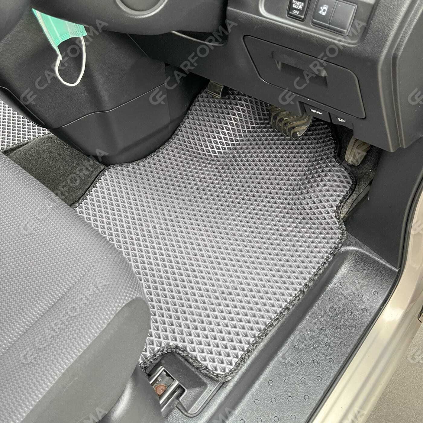 Коврики на Nissan Serena (C27) 2016&nbsp;-&nbsp;2022 в Улан-Удэ