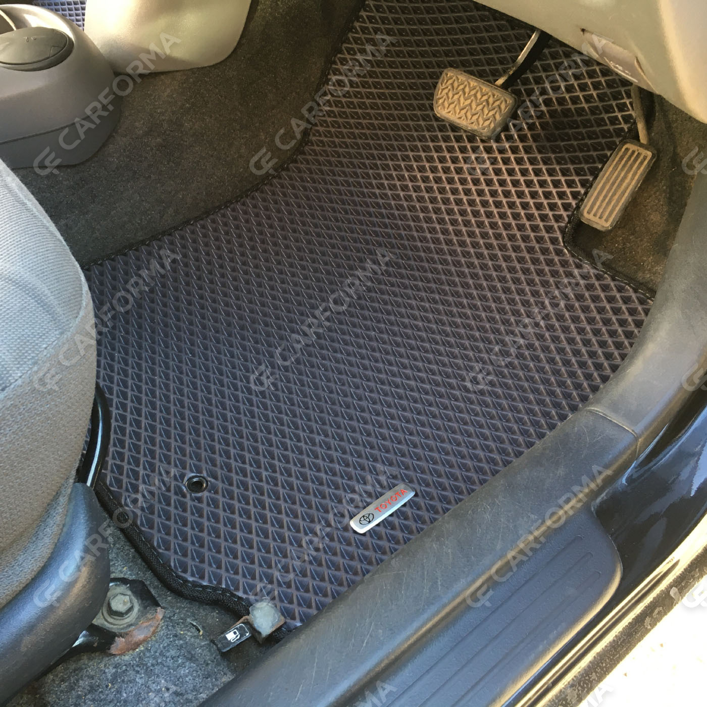 Ворсовые коврики на Toyota Vitz I 1998&nbsp;-&nbsp;2005 в Улан-Удэ