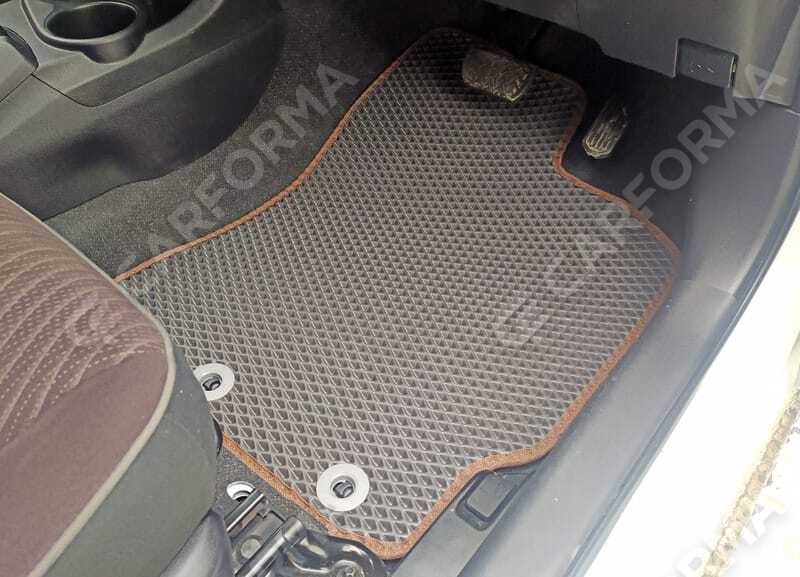 Ворсовые коврики на Toyota Aqua (P10) 2011&nbsp;-&nbsp;2021 в Улан-Удэ