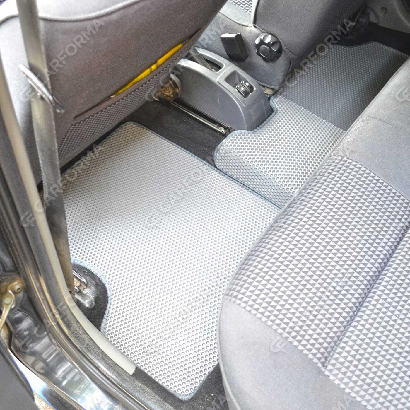 Коврики на Renault Logan I 2004&nbsp;-&nbsp;2016 в Улан-Удэ