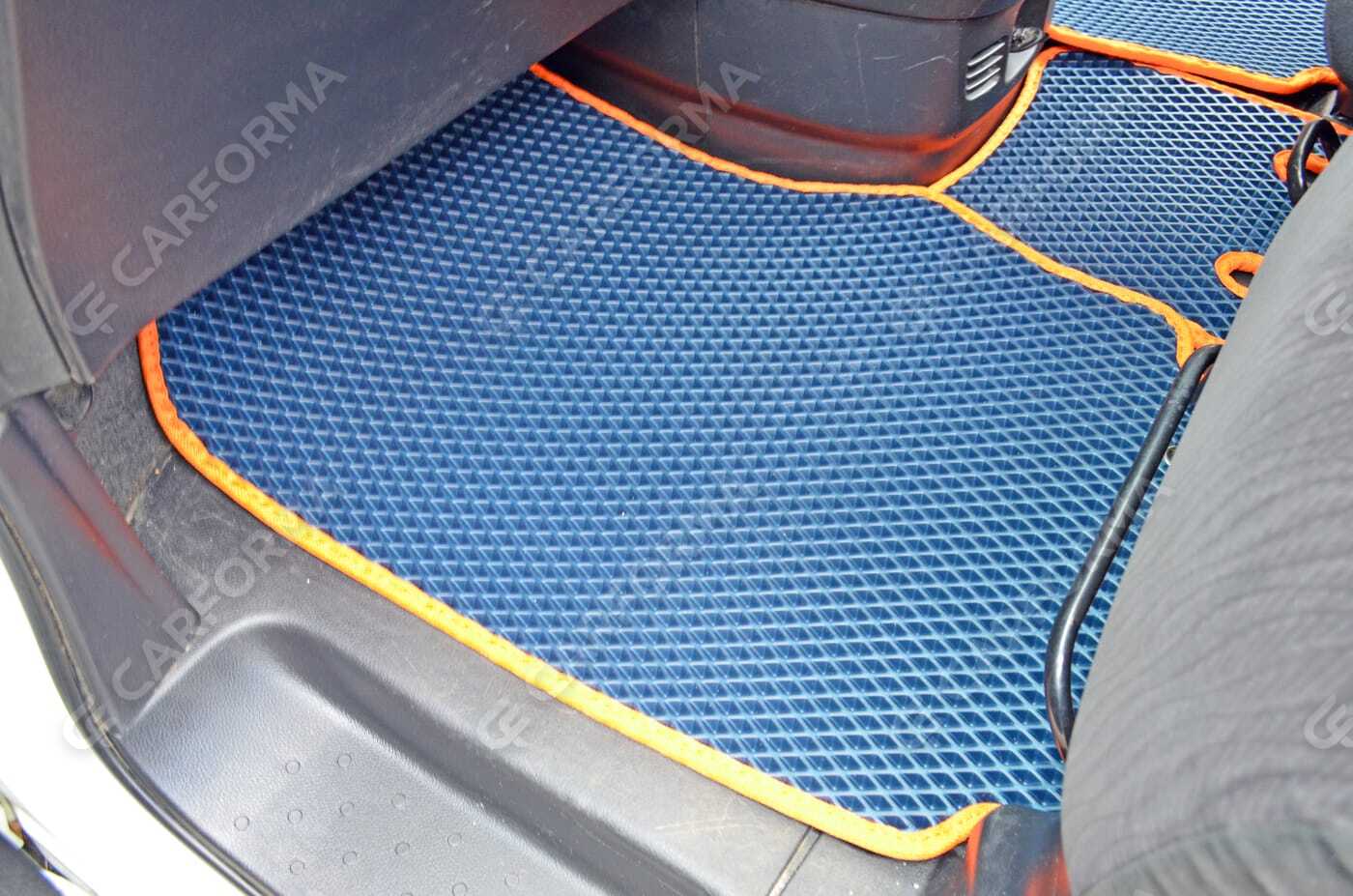 Ворсовые коврики на Nissan Serena (C25) 2005&nbsp;-&nbsp;2010 в Улан-Удэ