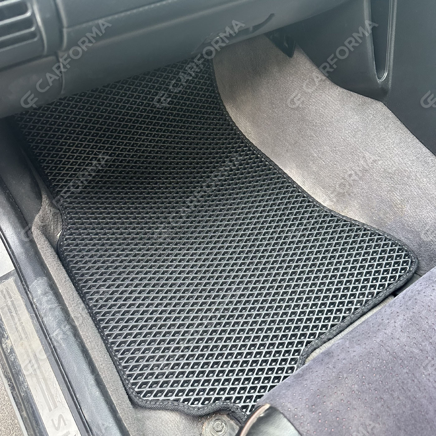 Коврики на Nissan Skyline (V35) 2001&nbsp;-&nbsp;2007 в Улан-Удэ