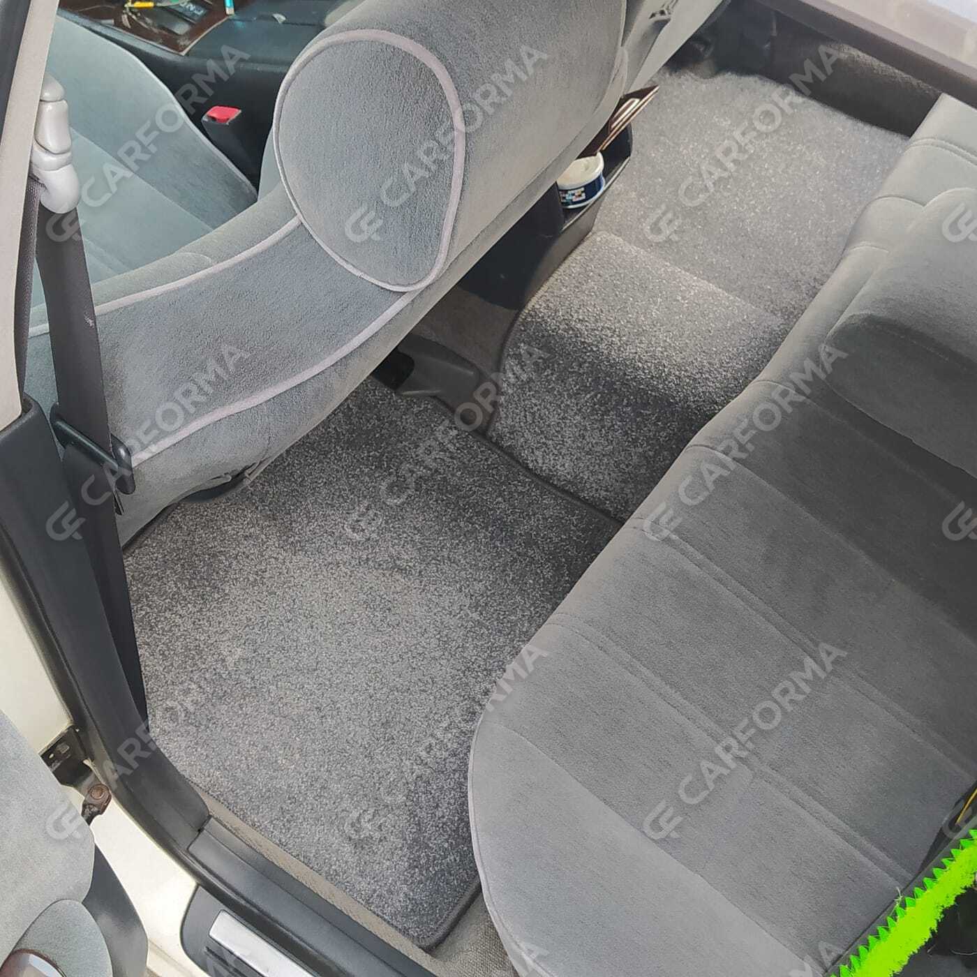 Коврики на Toyota Crown (S150) 1995&nbsp;-&nbsp;2001 в Улан-Удэ