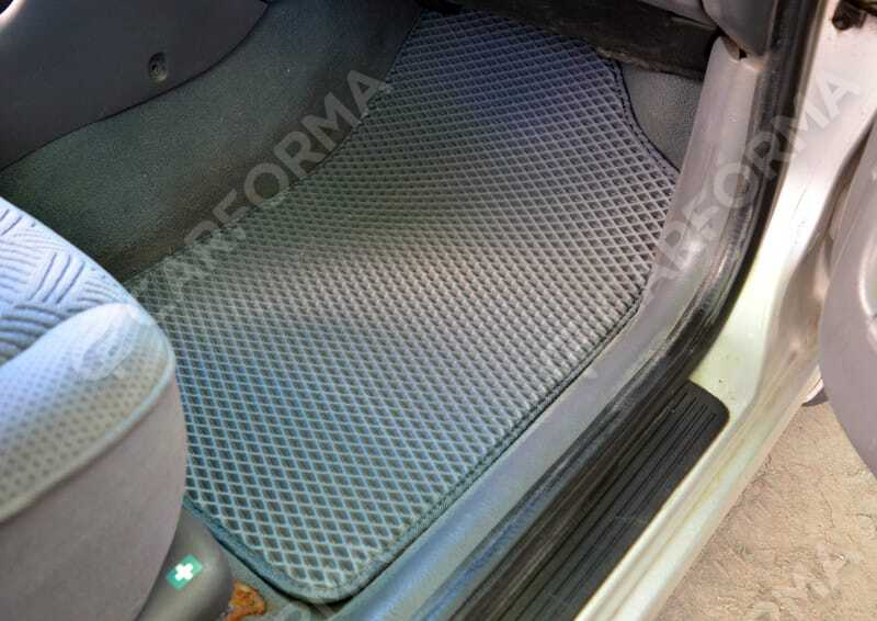 Коврики на Toyota Avensis I 1997&nbsp;-&nbsp;2002 в Улан-Удэ