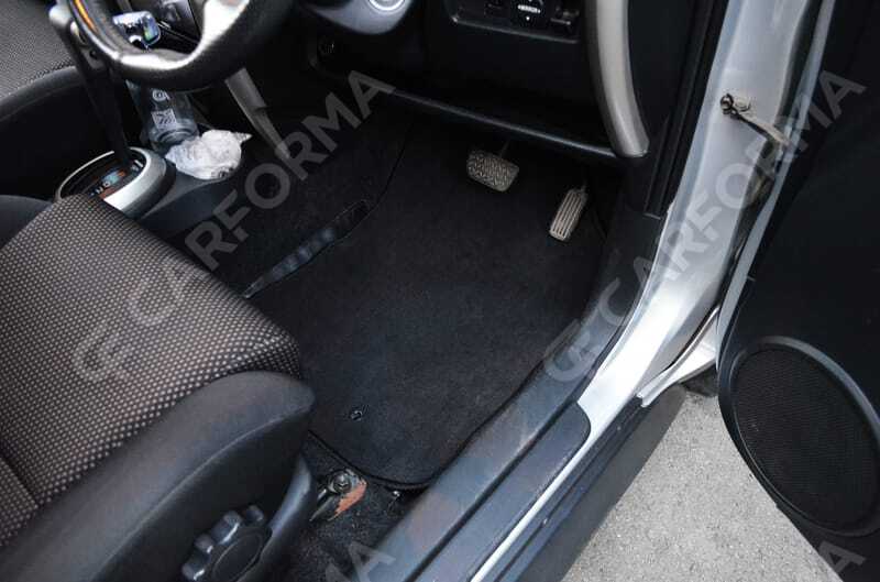 Ворсовые коврики на Toyota Ist I 2002&nbsp;-&nbsp;2007 в Улан-Удэ