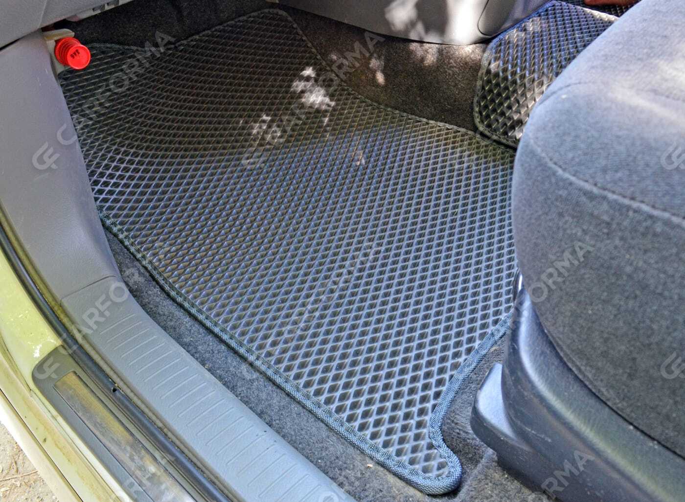 EVA коврики на Toyota Ipsum II 2001&nbsp;-&nbsp;2009 в Улан-Удэ