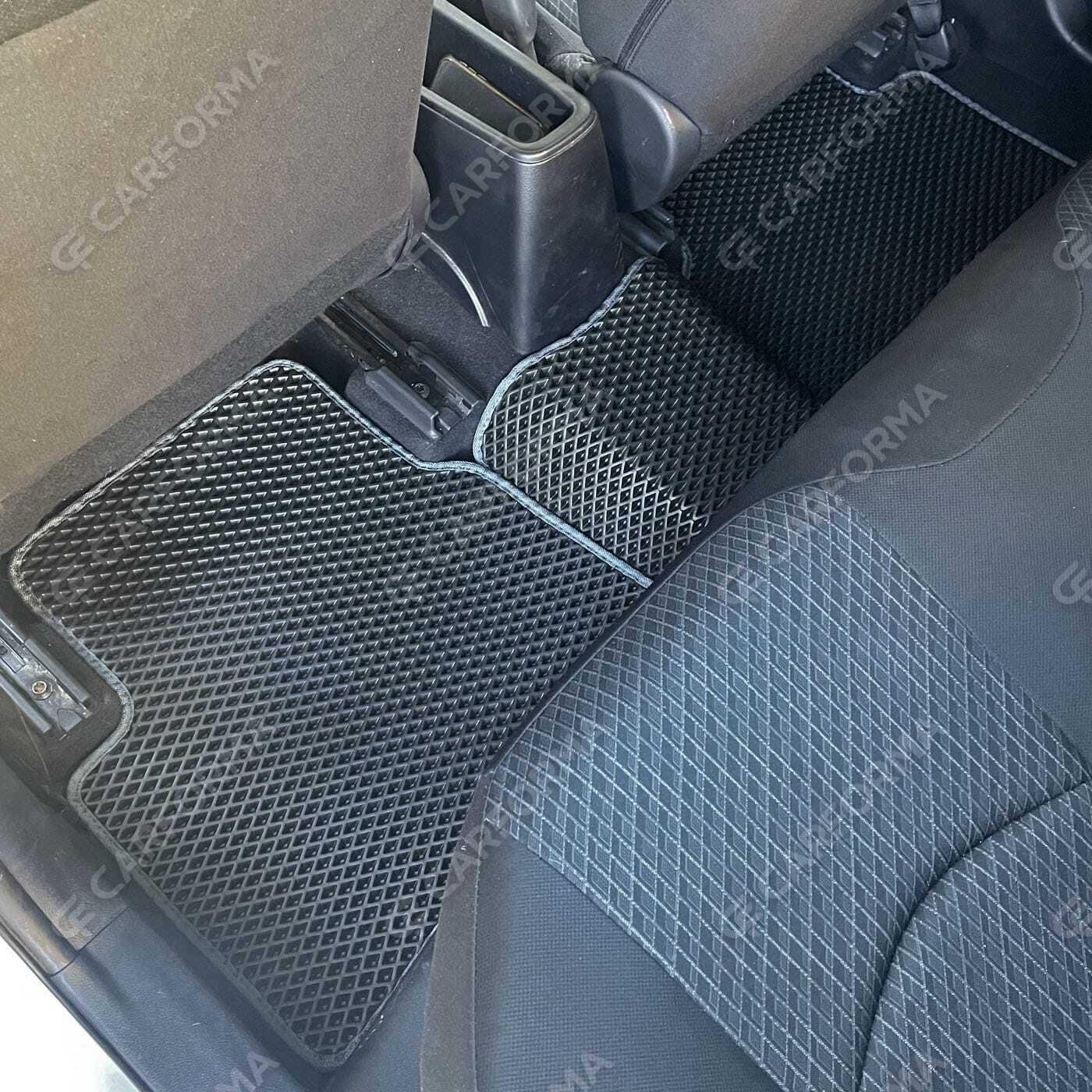 Коврики на Toyota Prius (50) 2015&nbsp;-&nbsp;2023 в Улан-Удэ