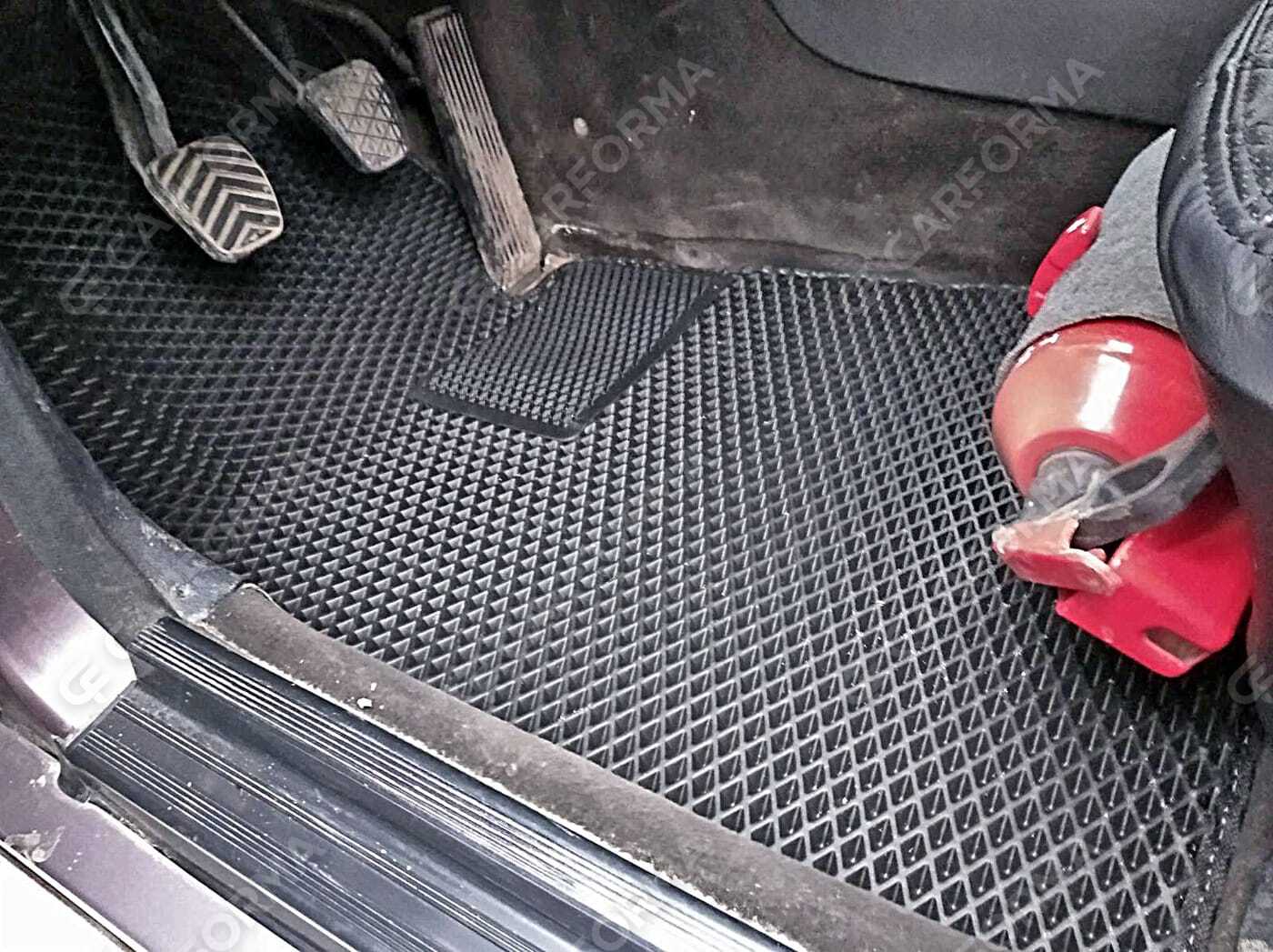 Коврики на Mercedes 190 (W201) 1982&nbsp;-&nbsp;1993 в Улан-Удэ