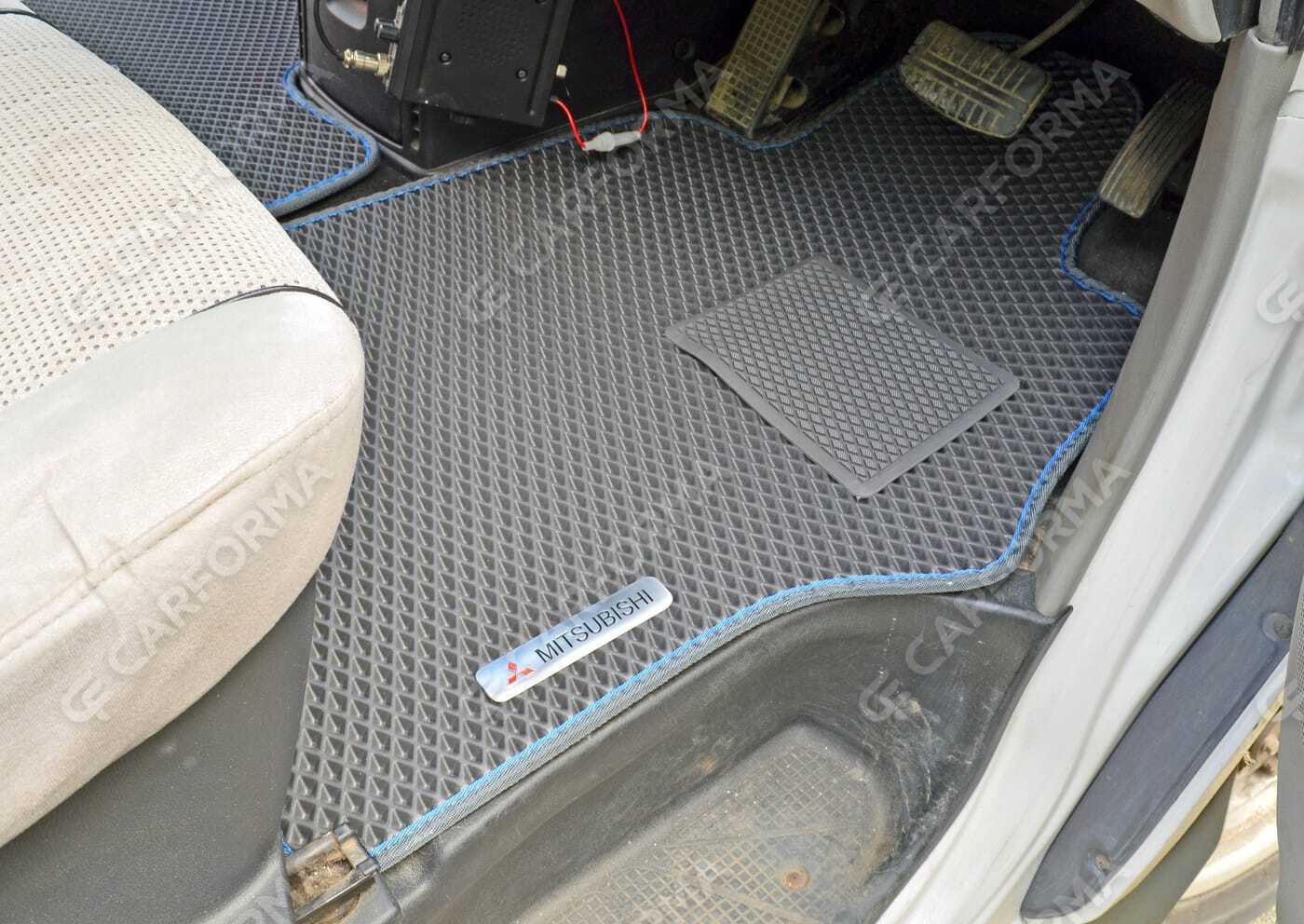 Ворсовые коврики на Mitsubishi Delica 4 1994&nbsp;-&nbsp;2007 в Улан-Удэ