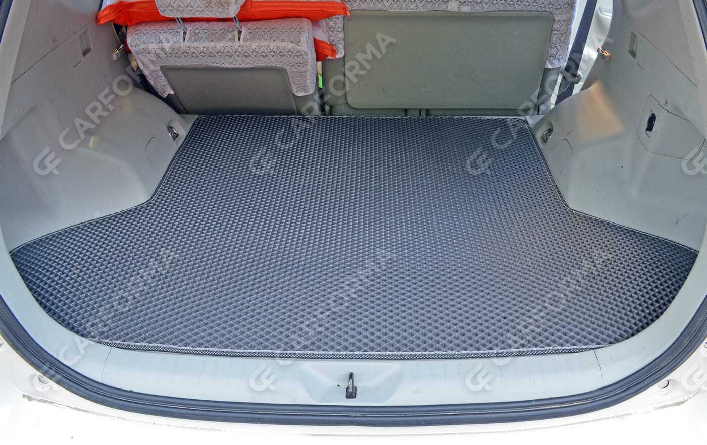 Коврики на Toyota Prius Alpha 2011&nbsp;-&nbsp;2021 в Улан-Удэ