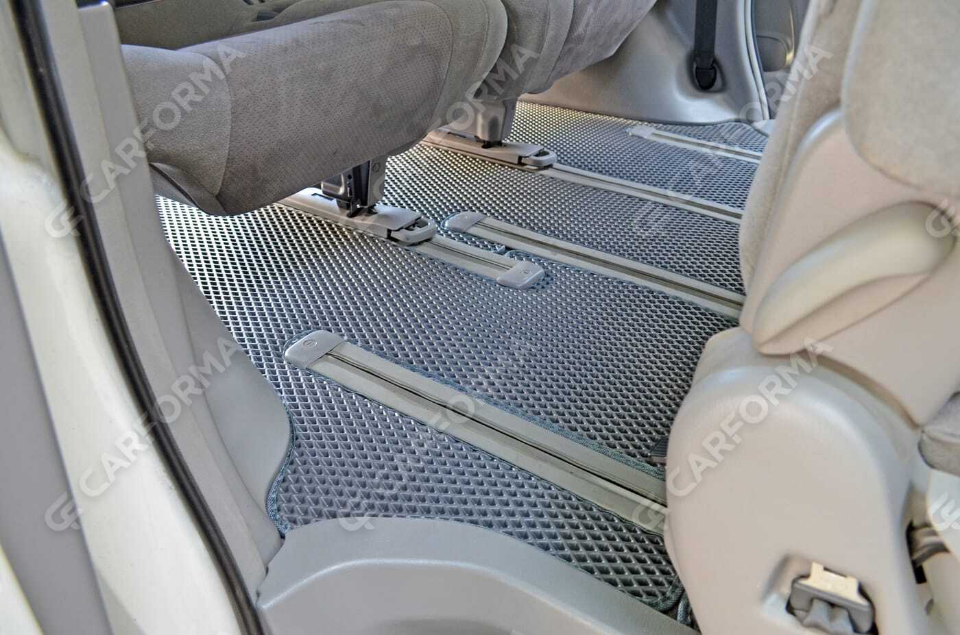 Ворсовые коврики на Toyota Alphard (H10) 2002&nbsp;-&nbsp;2008 в Улан-Удэ