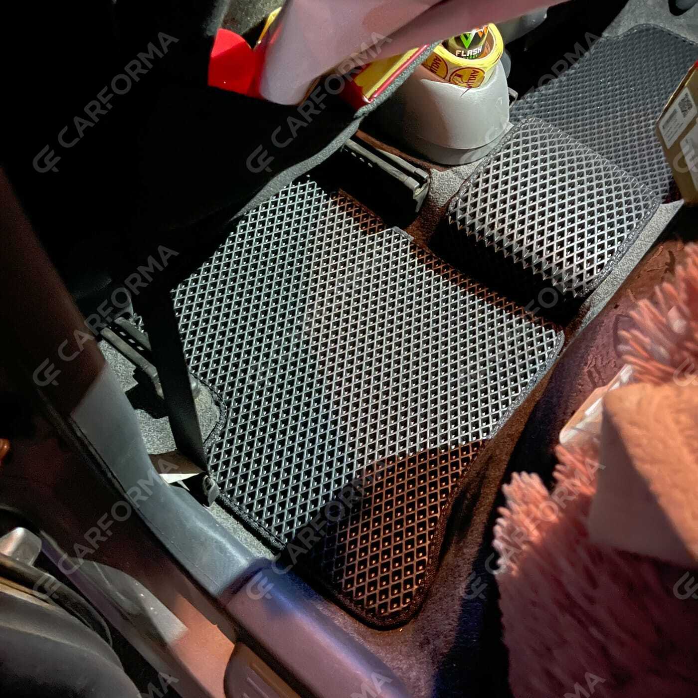 Ворсовые коврики на Toyota Vitz I 1998&nbsp;-&nbsp;2005 в Улан-Удэ