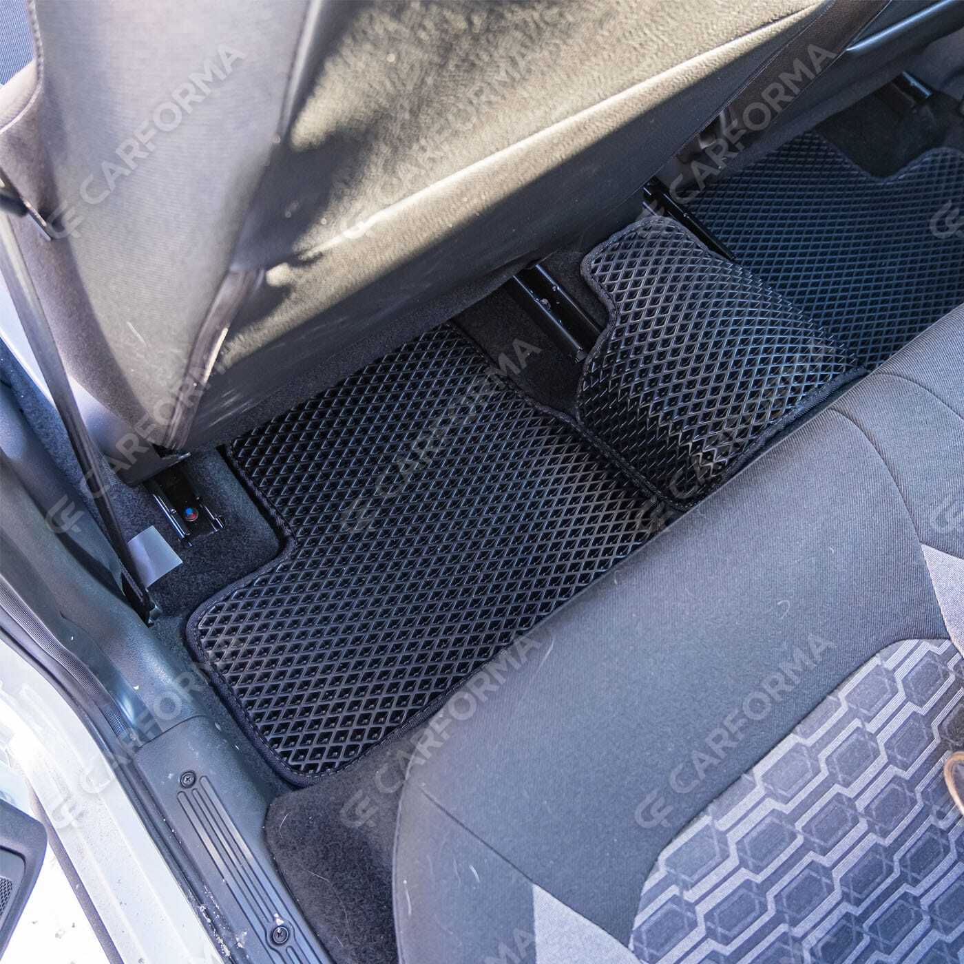 Коврики на Lada (ВАЗ) Kalina 2004&nbsp;-&nbsp;2018 в Улан-Удэ