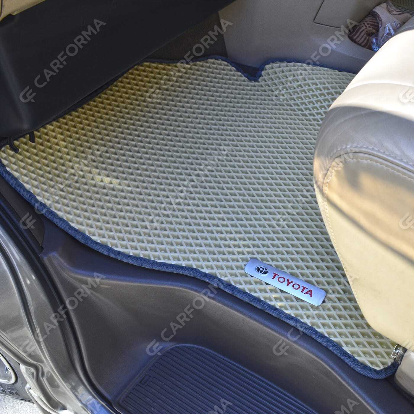 Коврики на Toyota Grand Hiace 1999&nbsp;-&nbsp;2002 в Улан-Удэ