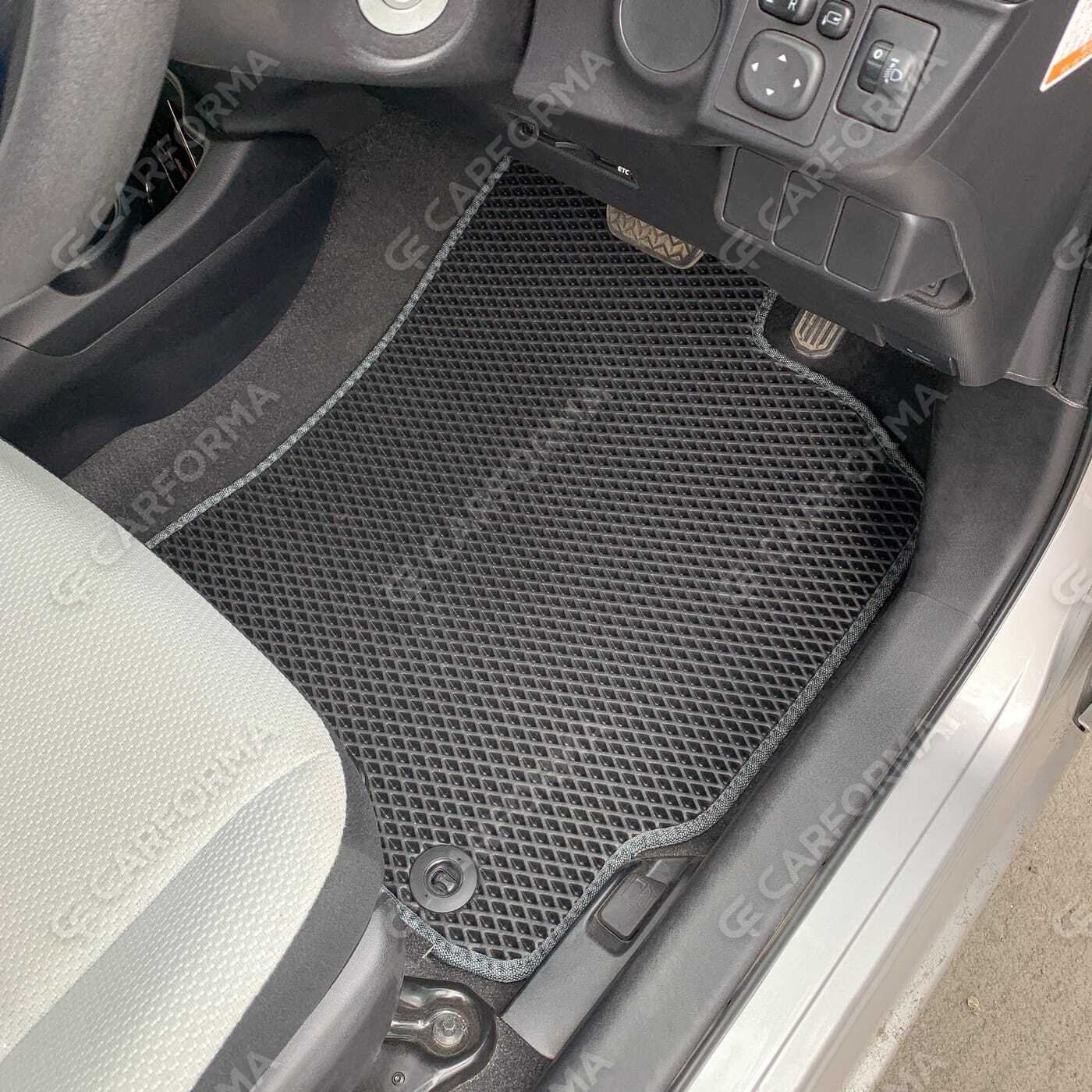 Ворсовые коврики на Toyota Aqua (P10) 2011&nbsp;-&nbsp;2021 в Улан-Удэ