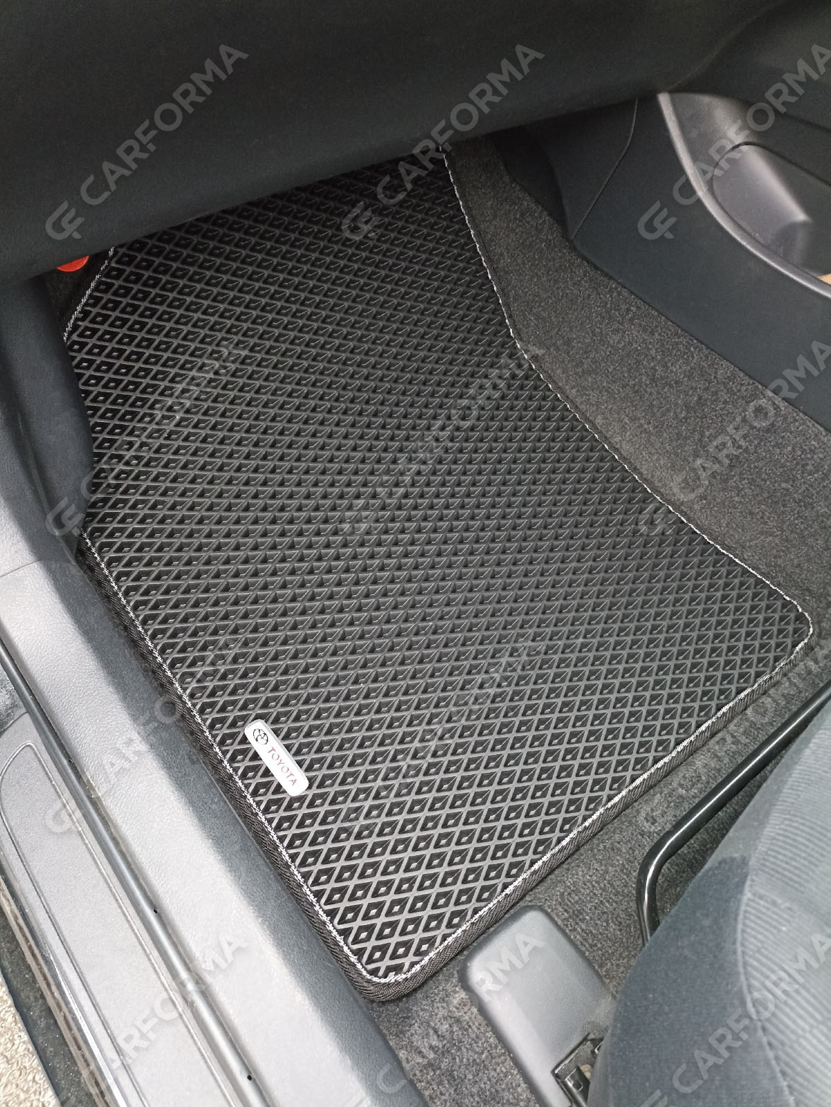 Коврики на Toyota Corolla Axio (E14) 2006&nbsp;-&nbsp;2012 в Улан-Удэ