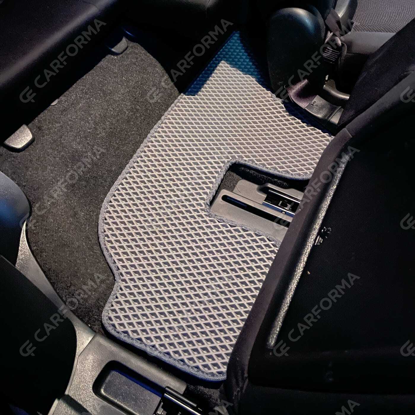 Коврики на Toyota Wish II 2009&nbsp;-&nbsp;2017 в Улан-Удэ