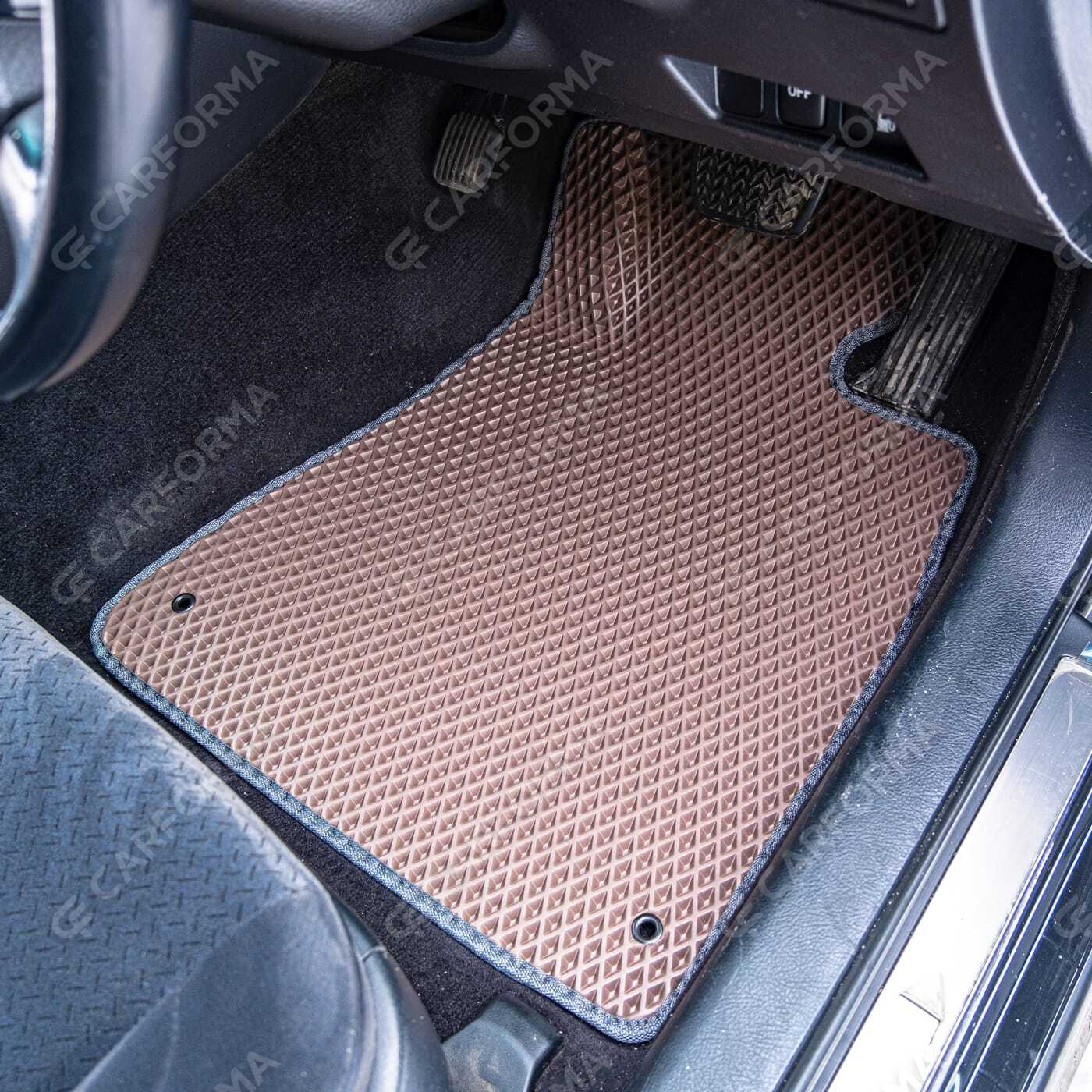 Коврики на Toyota Crown (S180) 2003&nbsp;-&nbsp;2008 в Улан-Удэ