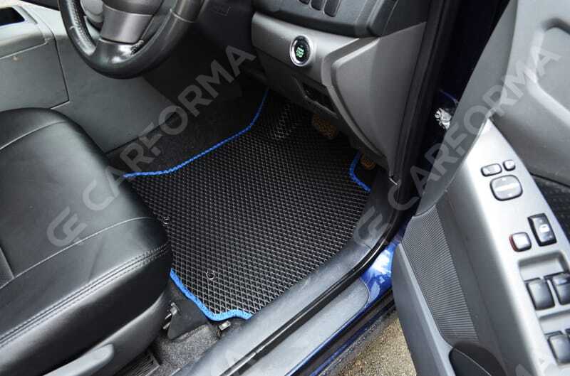 Ворсовые коврики на Toyota Isis 2004&nbsp;-&nbsp;2017 в Улан-Удэ